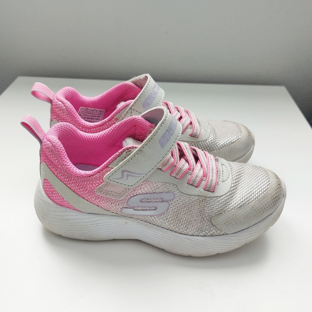 Skechers everyday lightweight girls shoes size 11